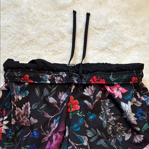 Floral Lined Athletic Shorts with Elastic Waistband - Picture 3 of 3